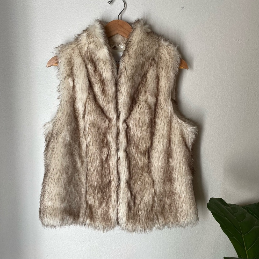 BCBGeneration Faux Fur Vest Size M/L